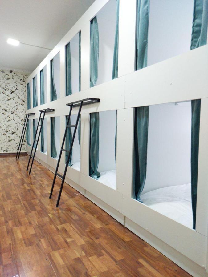 Nomadstan Capsule Hostel Karakol Kültér fotó