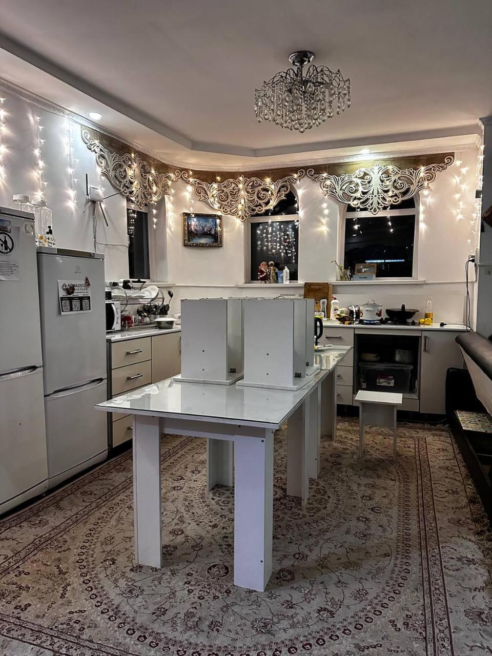 Nomadstan Capsule Hostel Karakol Kültér fotó